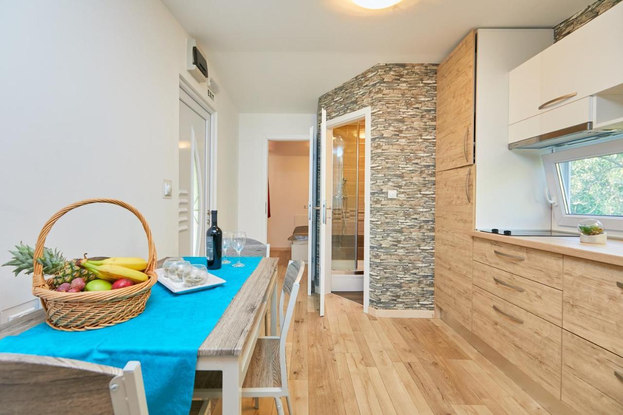 Mobile Homes Village "Mungos" Mljet Babino Polje Kültér fotó